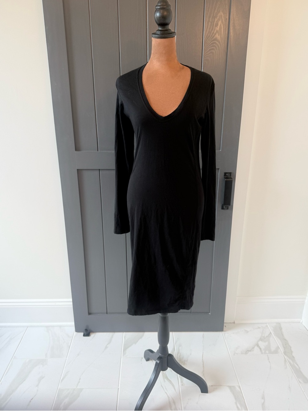 James Perse Black V-Neck Long Sleeve Women's midi Dress